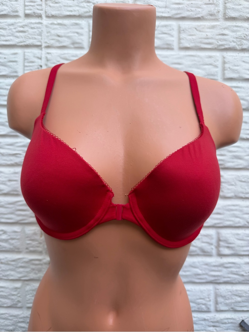 Victoria's Secret Red lined Demi  double size 34D